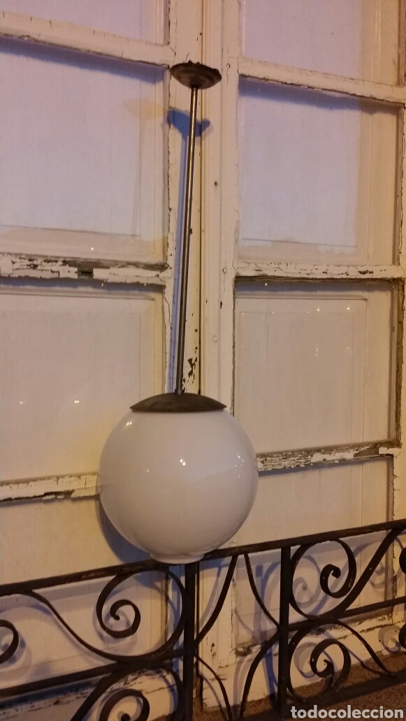 Antig&uuml;edades: Antigua l&aacute;mpara de techo opalina - Foto 2