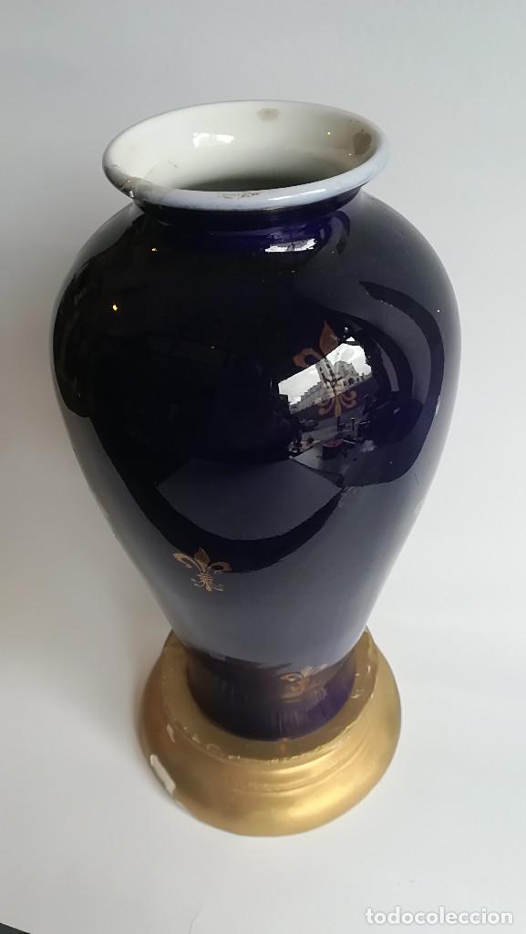 Antig&uuml;edades: JARRON PORCELANA AZUL CHECA - Foto 4