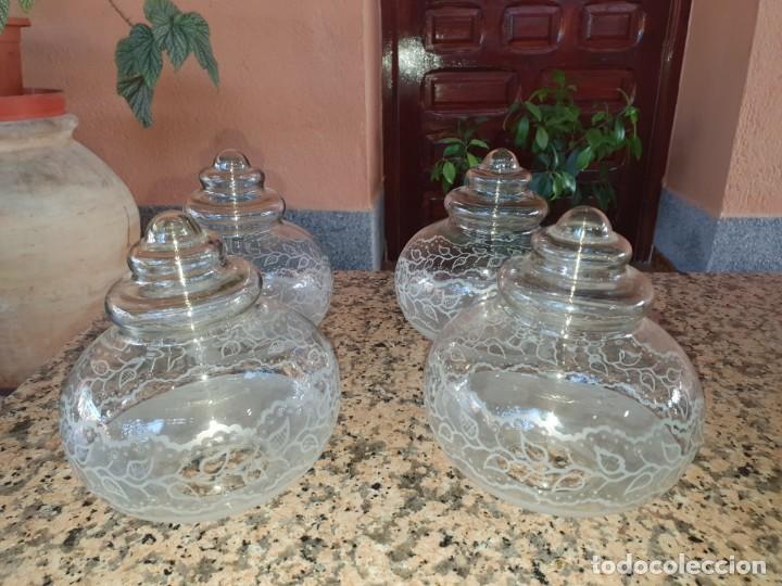 Antig&uuml;edades: 4 tulipas  antiguas - Foto 1