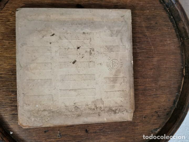 Antig&uuml;edades: Antiguo azulejo - Foto 3