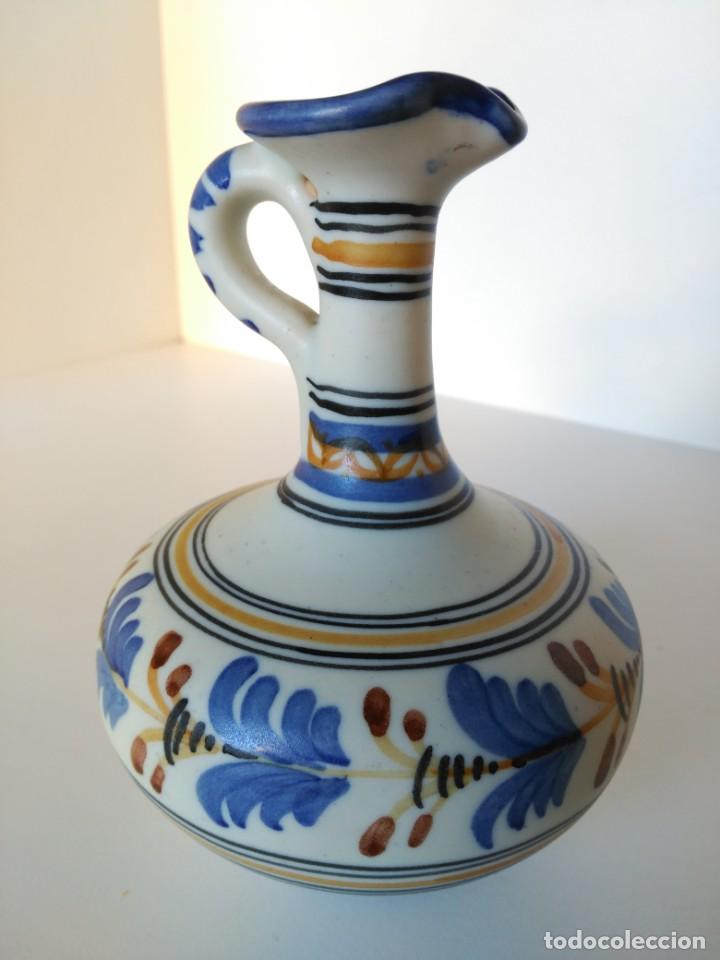 Antig&uuml;edades: Jarrita de Talavera - Foto 1