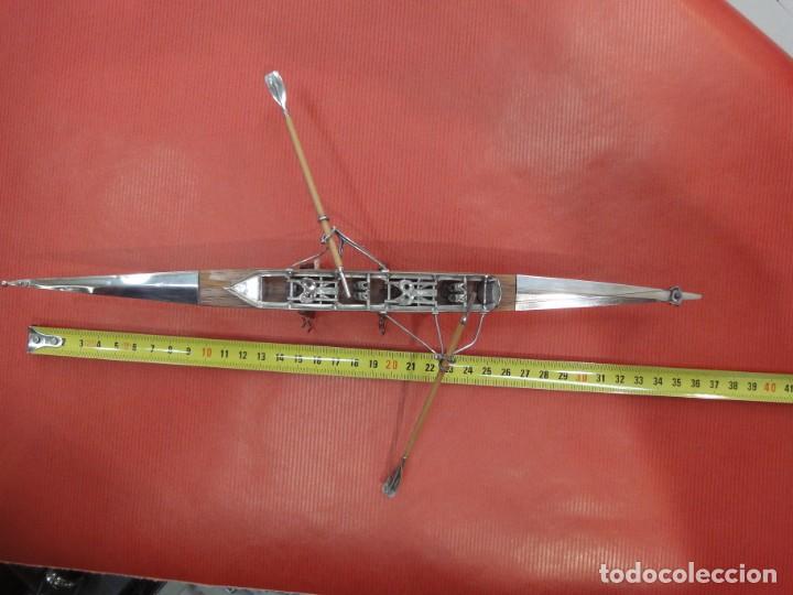 Antig&uuml;edades: Piragua en madera y plata de ley - Foto 13