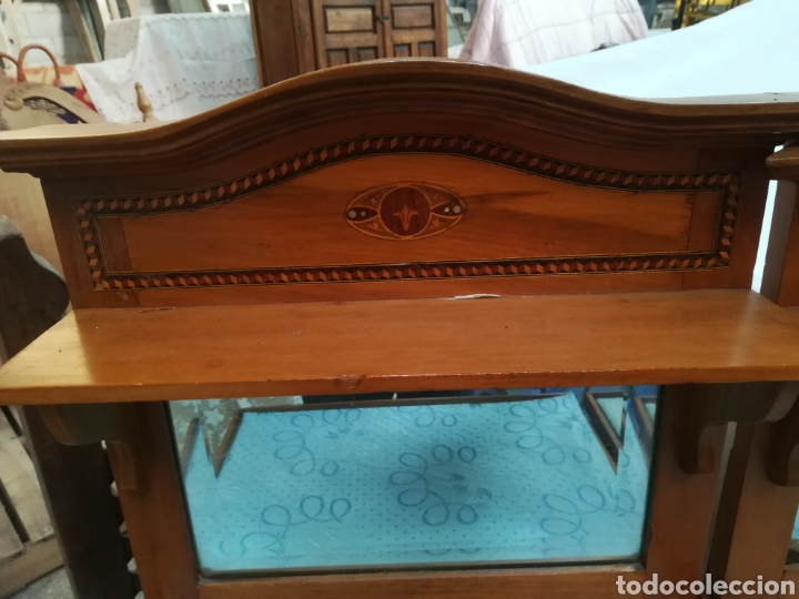 Antig&uuml;edades: C/U 2 de mesillas, madera de nogal.Precio C/U - Foto 3