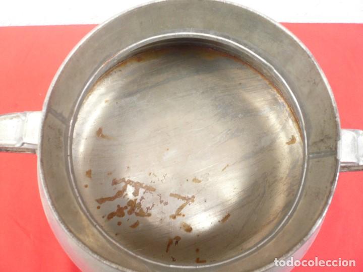antiguo y gran recipiente metálico con asas. le - Comprar Ganadería