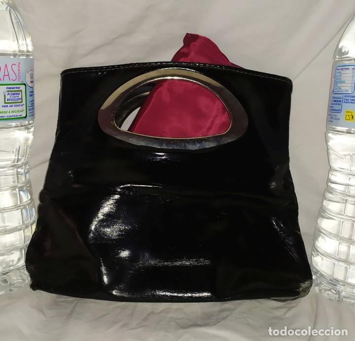 Antig&uuml;edades: Bolso paseo negro elegante - Foto 1