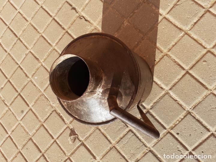 Antig&uuml;edades: ALCUZA ANTIGUA DE CHAPA - Foto 2