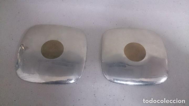 Antig&uuml;edades: 2 bandejas metal con santos - Foto 4