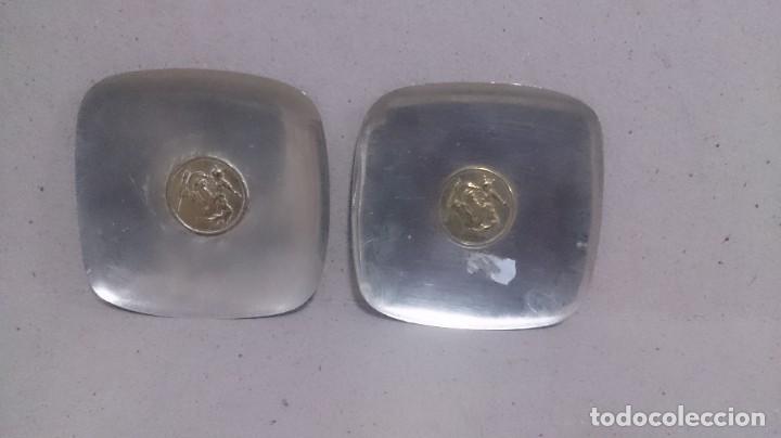 Antig&uuml;edades: 2 bandejas metal con santos - Foto 9