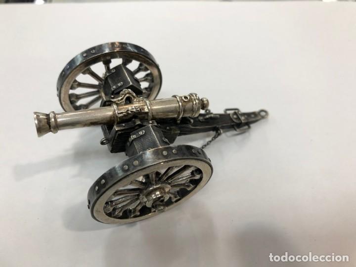 Antig&uuml;edades: Miniatura de ca&ntilde;on de plata de ley - Foto 1