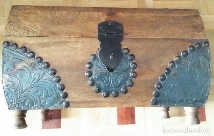 Antig&uuml;edades: CAJA DE MADERA COFRE - Foto 4