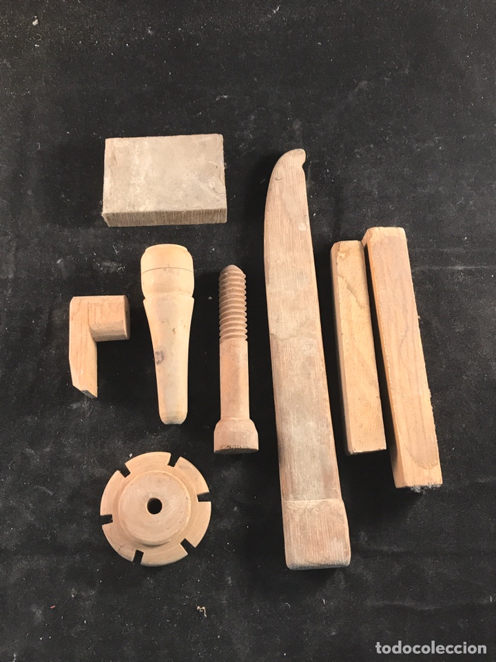 Piezas de madera antiguas