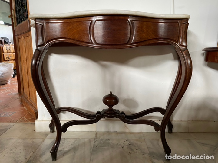 Antig&uuml;edades: Consola - Foto 1