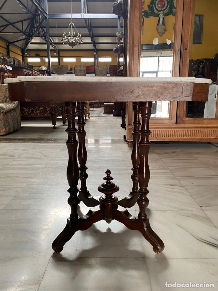 Antig&uuml;edades: Consola - Foto 1