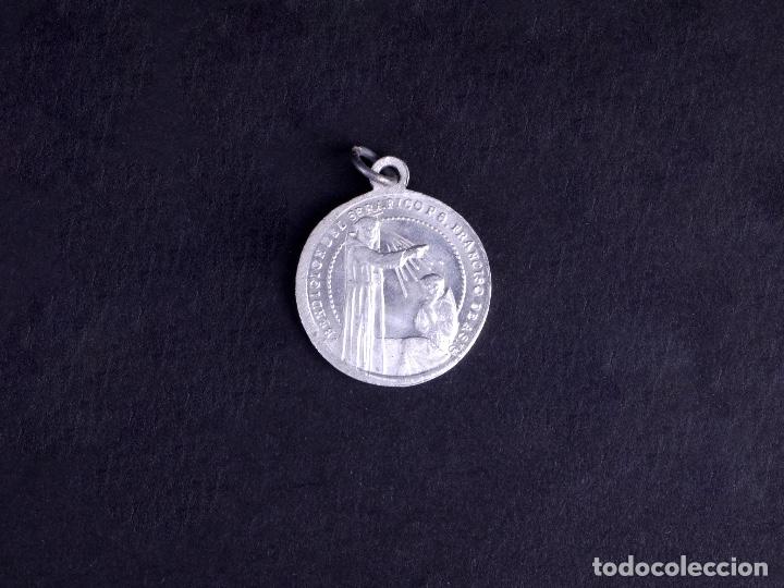 Antig&uuml;edades: MEDALLAS RELIGIOSAS. 6 UDS - Foto 7