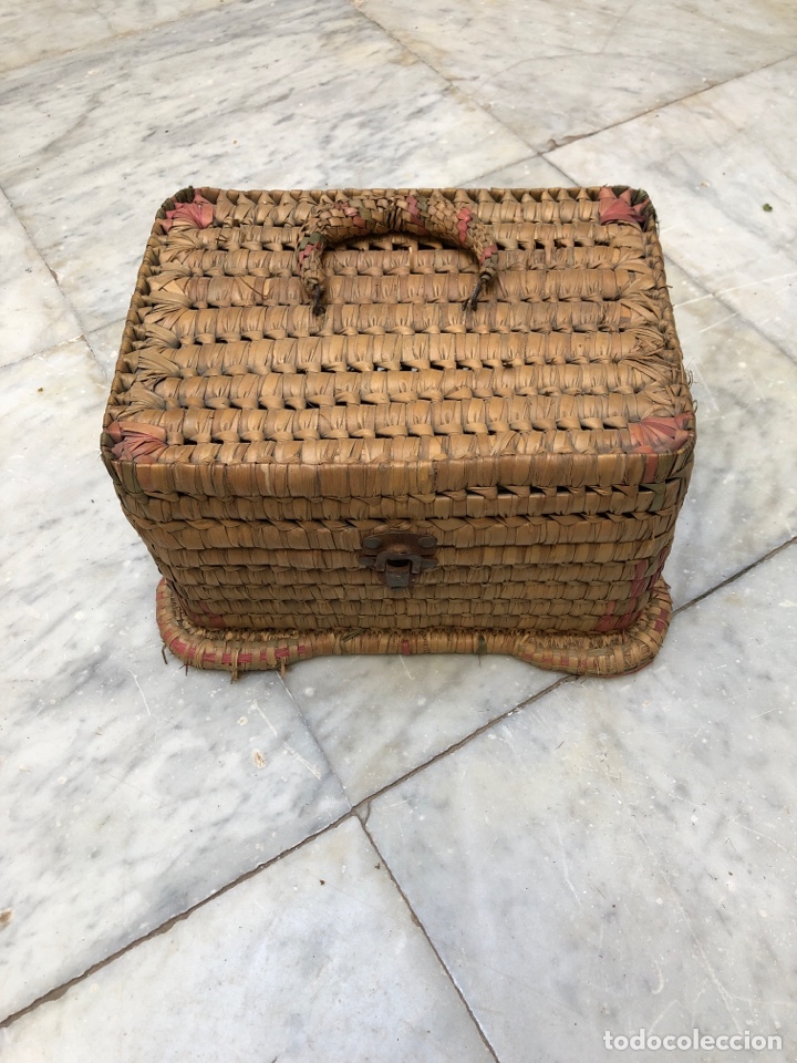 Antig&uuml;edades: Cesta de merienda de anea - Foto 2