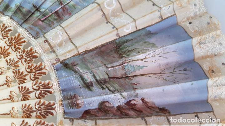 Antig&uuml;edades: Abanico pintado a mano - Foto 11