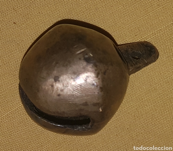 Antig&uuml;edades: Antiguo cascabel bronce - Foto 2
