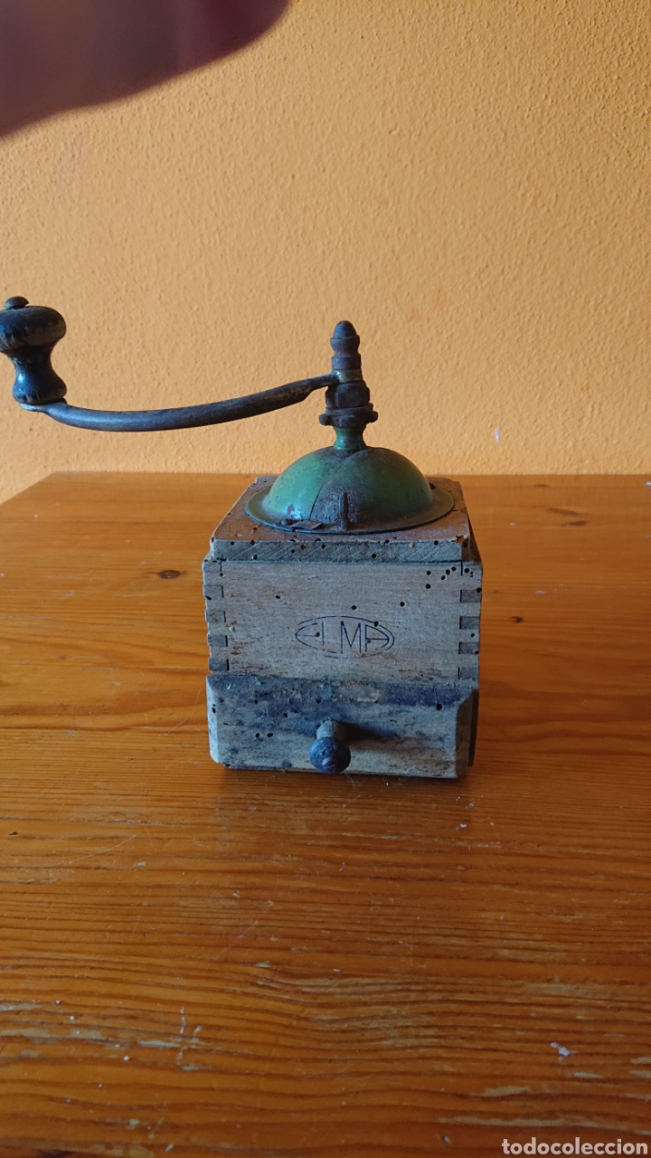 Antig&uuml;edades: Antiguo molino de madera para restaurar - Foto 1