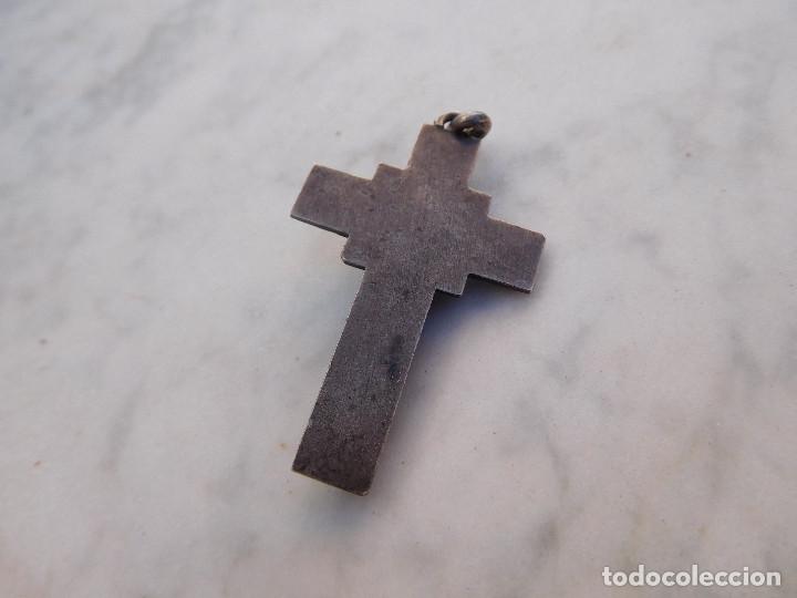 Antig&uuml;edades: Cruz antigua de plata - Foto 2