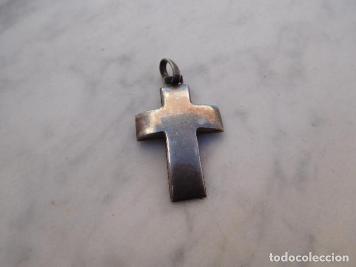 Antig&uuml;edades: Cruz antigua de plata - Foto 1