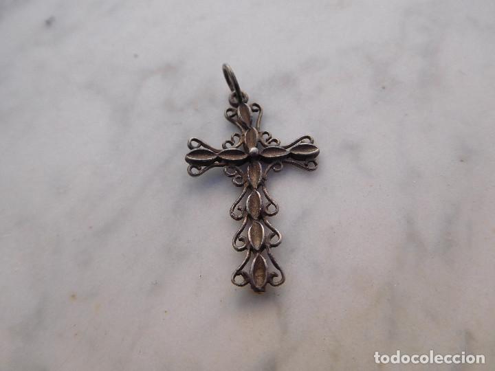 Antig&uuml;edades: Cruz antigua de plata - Foto 1