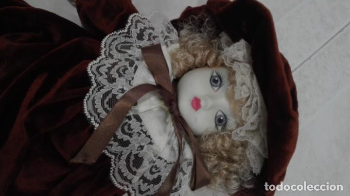 Antig&uuml;edades: Replica de mu&ntilde;eca antigua - Foto 2