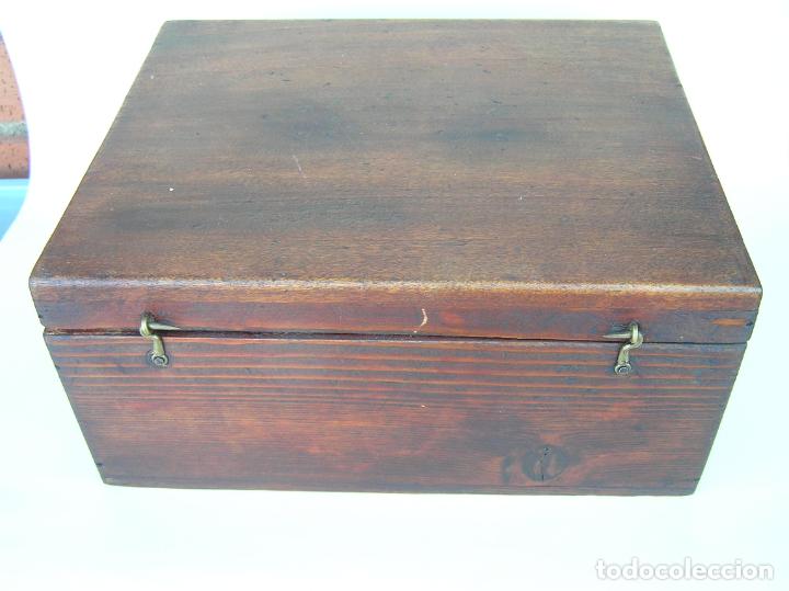 Antig&uuml;edades: CAJA FINALES SIGLO XIX. - Foto 2