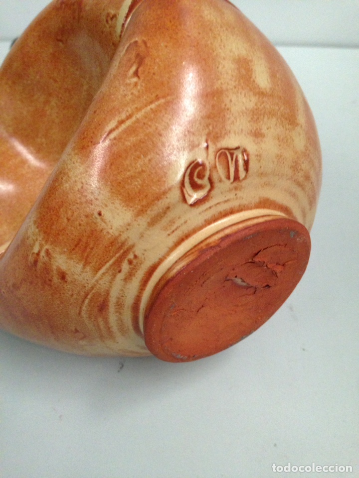 Antig&uuml;edades: Figura de arcilla firmada - Foto 2