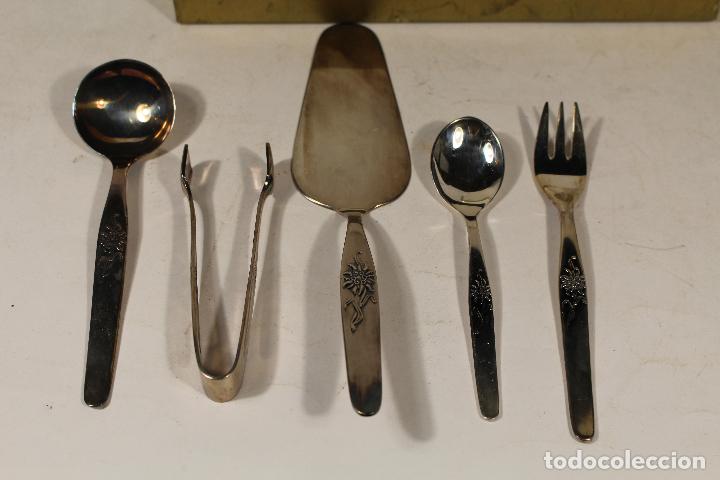 Antig&uuml;edades: CUBERTERIA DE POSTRE CON PLATA DE LEY PUNZONADA - Foto 4