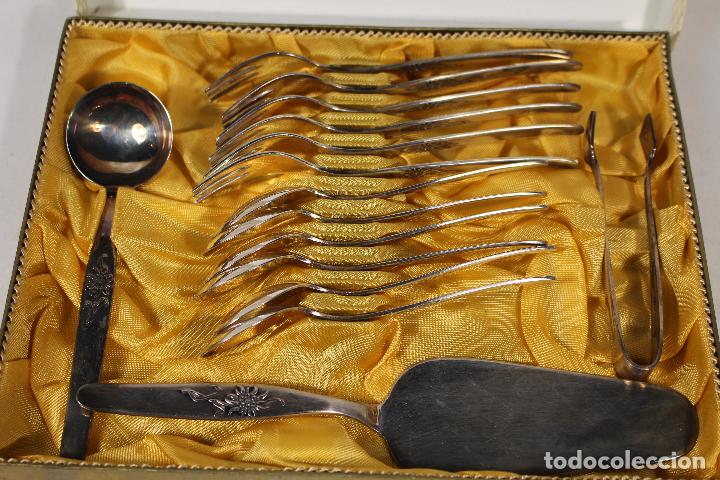 Antig&uuml;edades: CUBERTERIA DE POSTRE CON PLATA DE LEY PUNZONADA - Foto 5