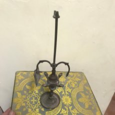 Antigüedades: PEQUEÑA LAMPARA DE ACEITE ANTIGUA DE BRONCE