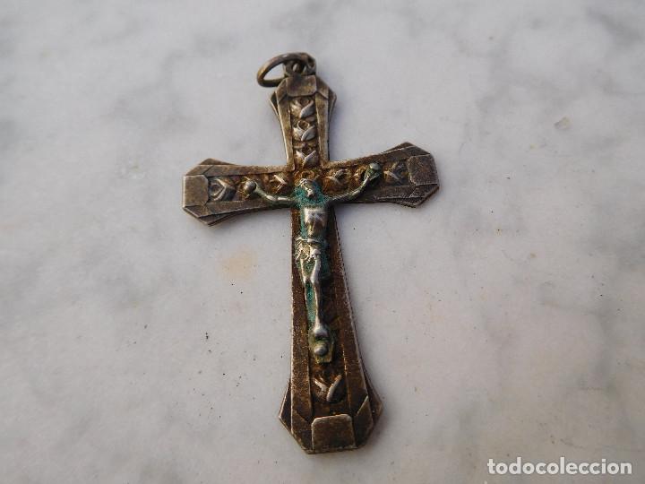Antig&uuml;edades: Cruz antigua de plata - Foto 1