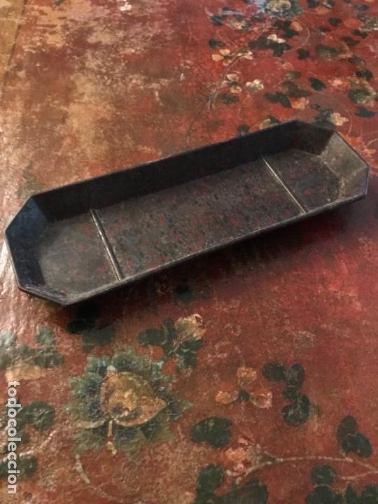 Antiquit&eacute;s: Antigua bandeja de escritorio. Baquelita. Bol&iacute;grafos, plumas estilogr&aacute;ficas&hellip;