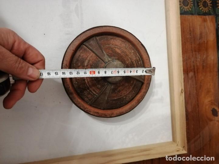 Antig&uuml;edades: PEQUE&Ntilde;A OLLA DE BARRO. - Foto 5