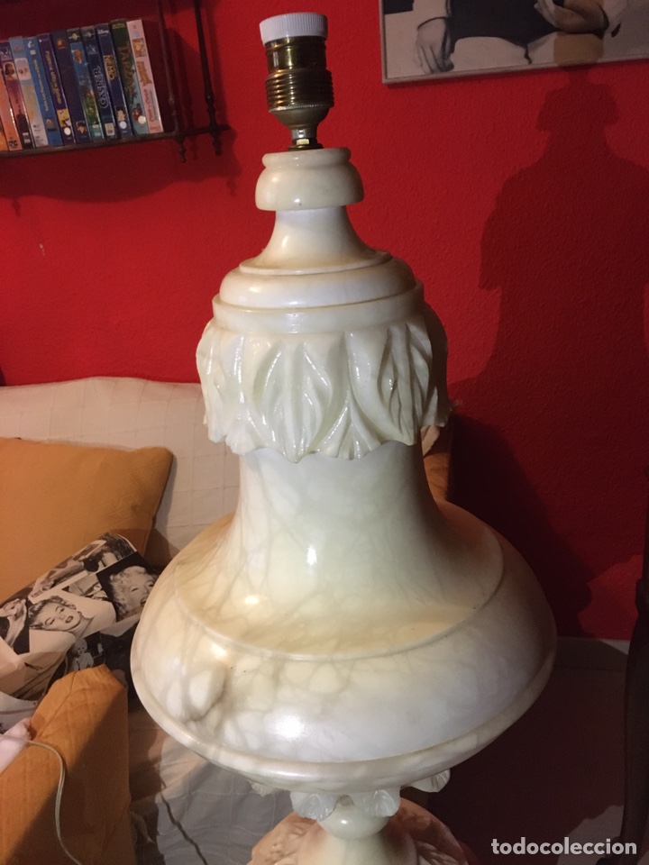 Antig&uuml;edades: L&aacute;mpara de marmol blanco - Foto 2