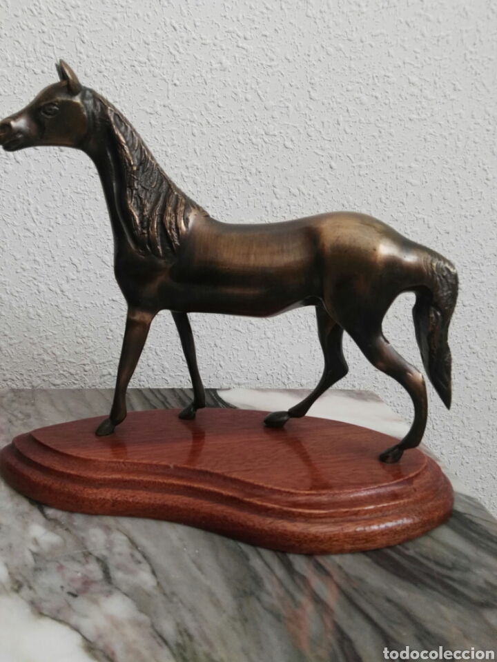 Antig&uuml;edades: Caballo de bronce - Foto 1
