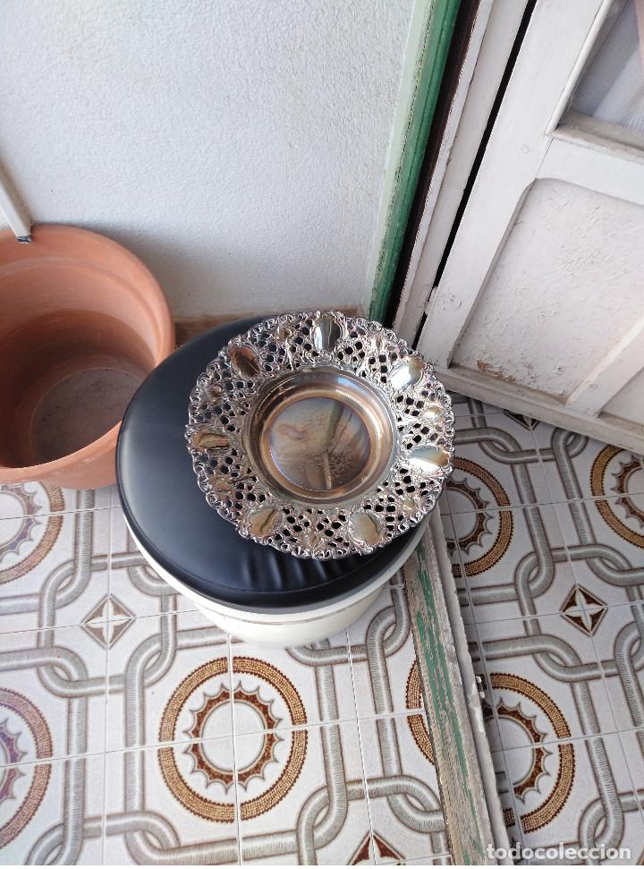 Antig&uuml;edades: BANDEJA DE PLATA - Foto 1