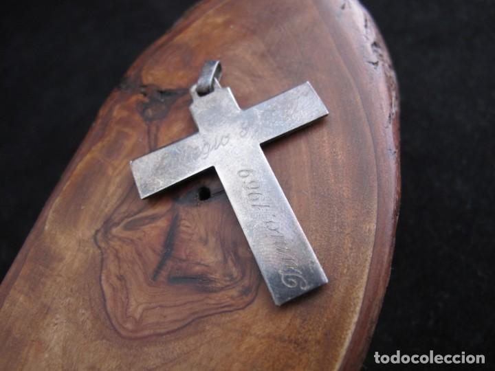 Antig&uuml;edades: Cruz de plata gravada - Foto 2