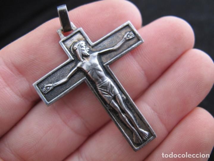 Antig&uuml;edades: Cruz de plata gravada - Foto 3