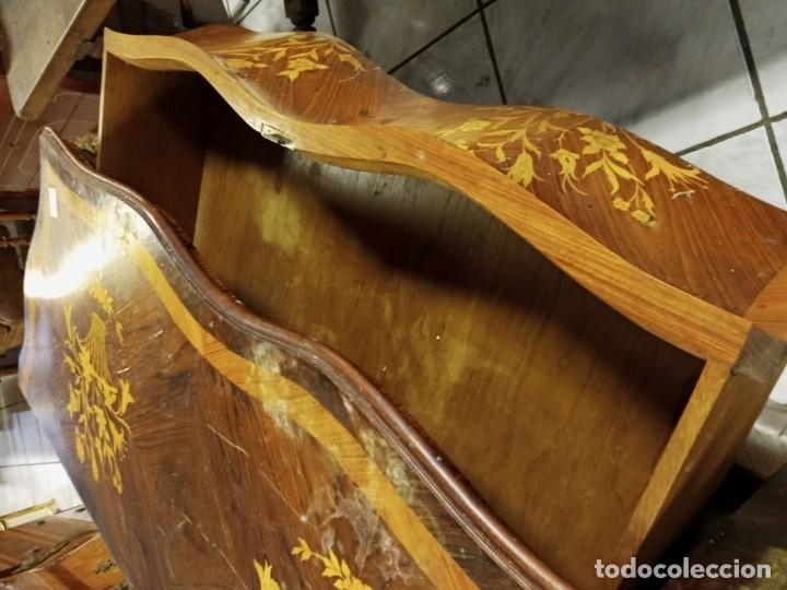 Antig&uuml;edades: Comoda estilo Luis XV . - Foto 4