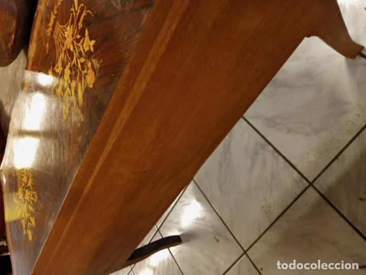Antig&uuml;edades: Comoda estilo Luis XV . - Foto 6
