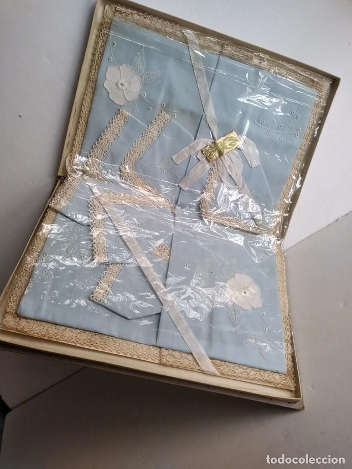 Antig&uuml;edades: MANTELERIA PARA TE DE 6 SERVICIOS - Foto 1