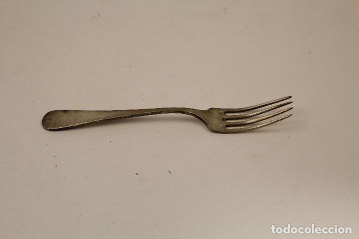 Antig&uuml;edades: tenedor en plata de ley punzonada madrid - Foto 1