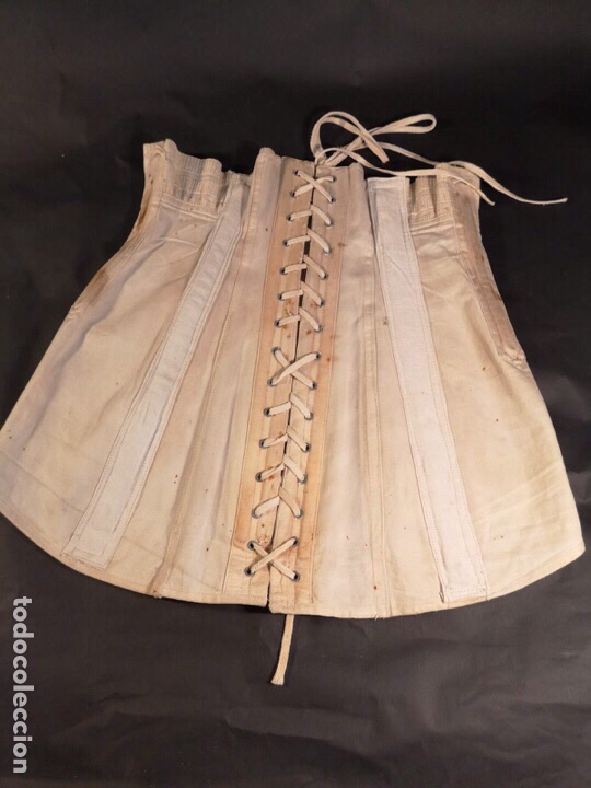Antig&uuml;edades: CORSET - Foto 1