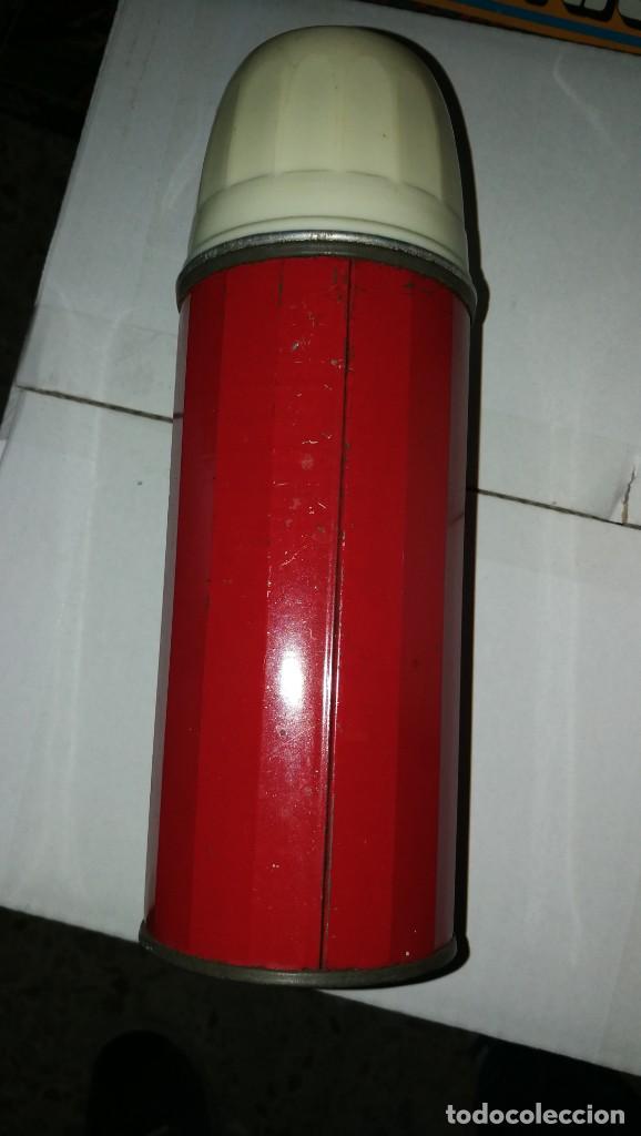 Antig&uuml;edades: TERMO BOTELLA CRISTAL A&Ntilde;OS 60 CHAPA HIERRO ROJO FABRICADO POR IRUM-BARCELONA