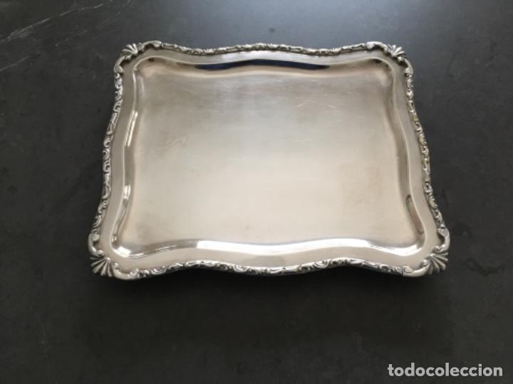 Antig&uuml;edades: BANDEJA DE METAL PLATEADO - Foto 1