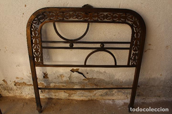 Antig&uuml;edades: cama antigua de metal - Foto 3