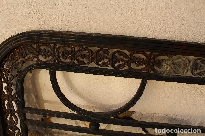 Antig&uuml;edades: cama antigua de metal - Foto 8