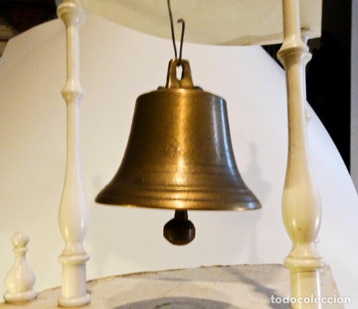 Antig&uuml;edades: Campana peque&ntilde;a de bronce - Foto 1