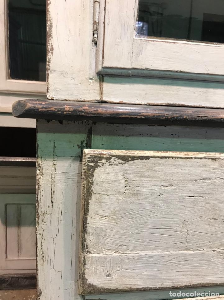 Antig&uuml;edades: Antiguo Bufet con Vitrina de estilo Shabby Chic - Foto 8